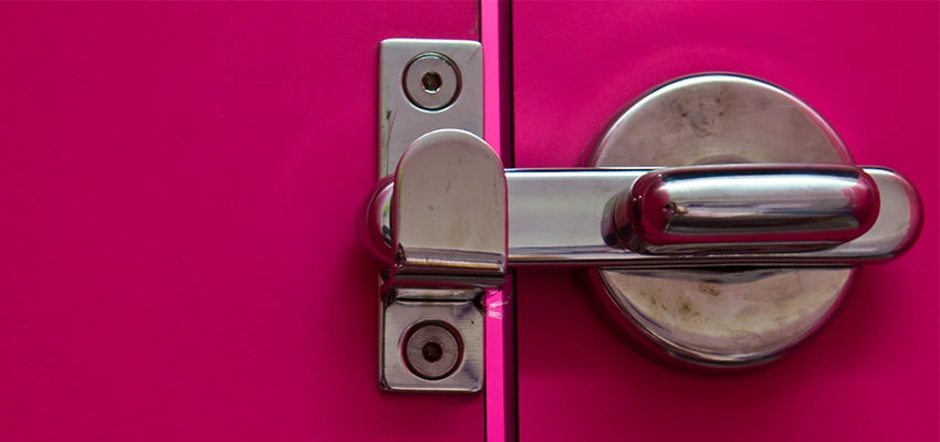 Childproof Gate Lock in Ontario, California